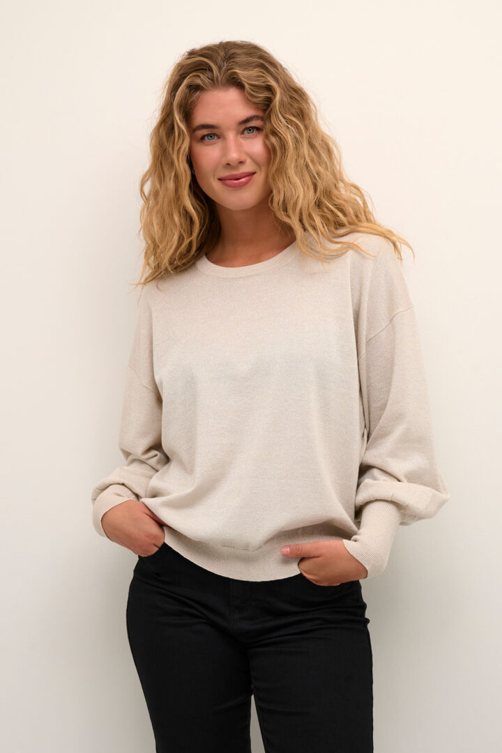 KAregina O-neck Knit Sand Dollar