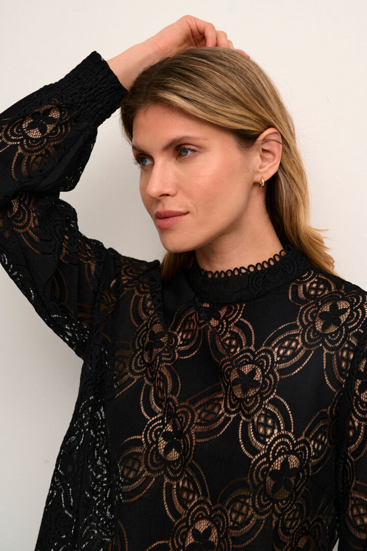 KAraula Shirt