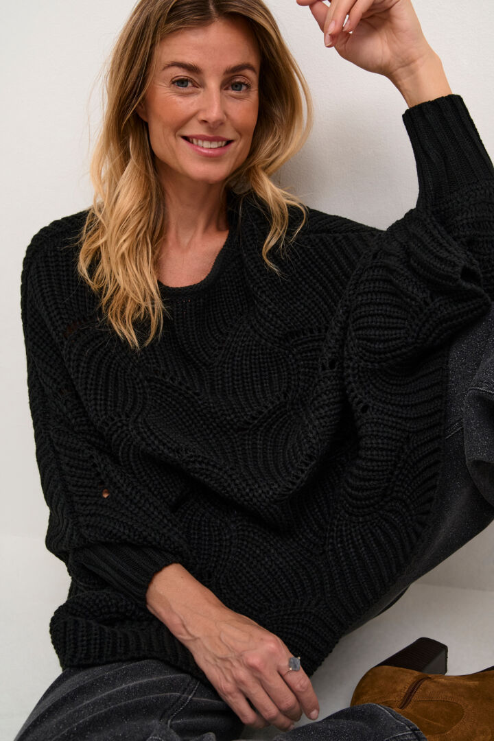 CRMistletoe Poncho CREAM
