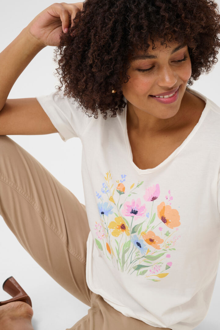 CRElvika V-Neck T-Shirt CREAM