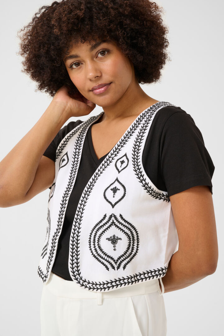CRManju boho vest CREAM