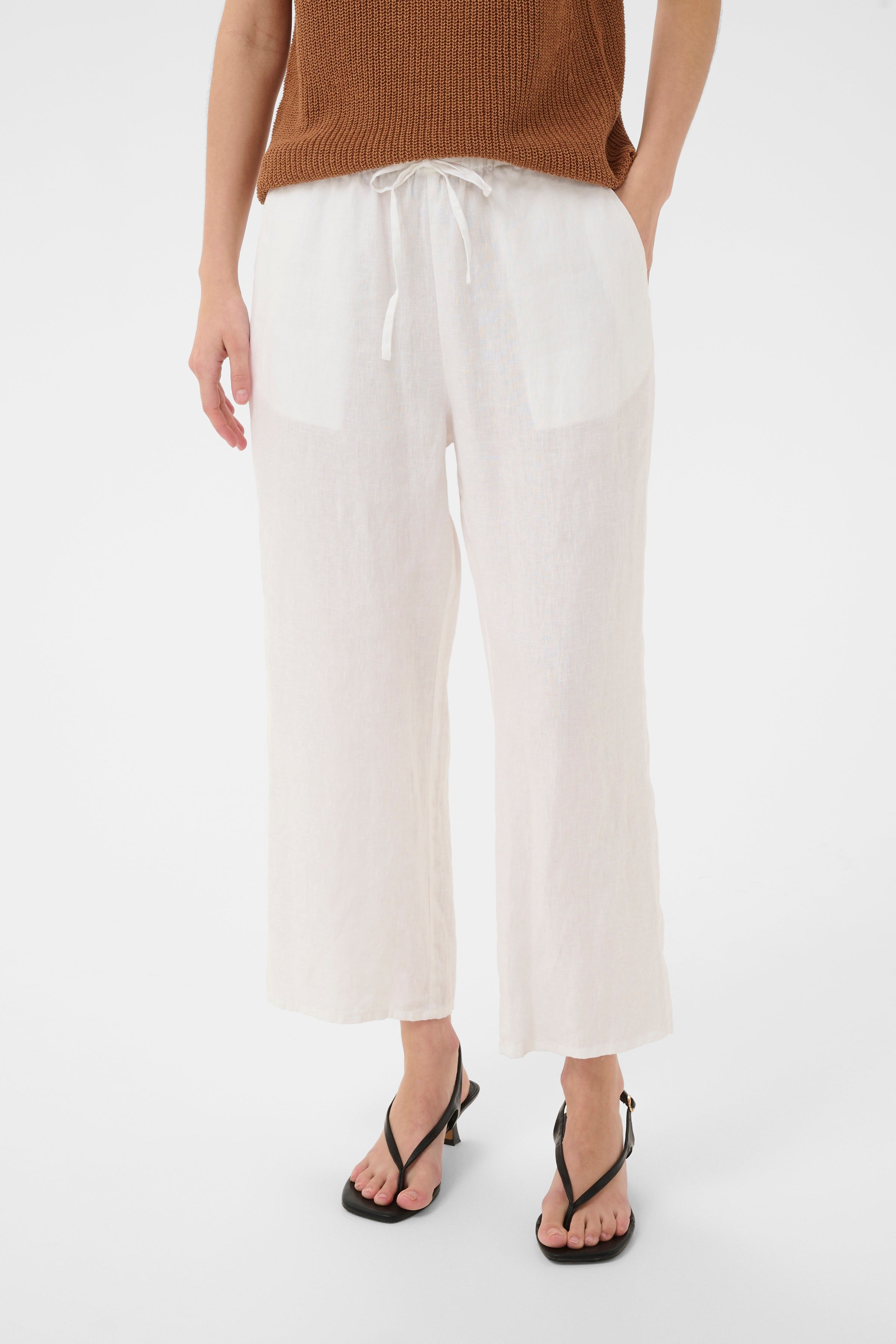 Pantalon 7/8 - Berita