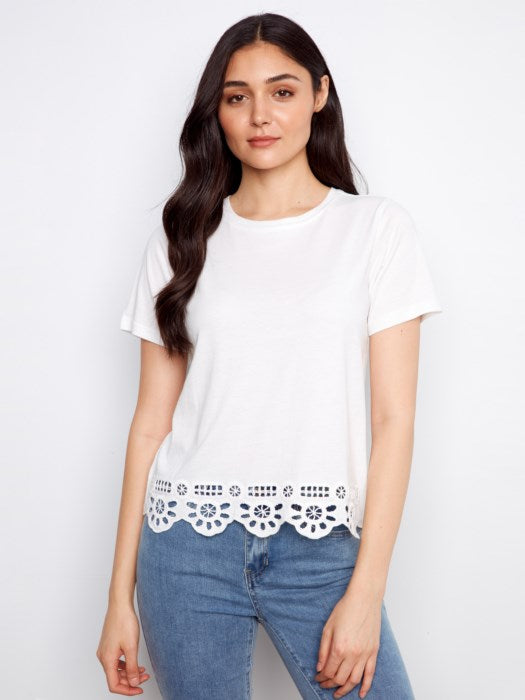 T-shirt à manches courtes avec broderie à l'ourlet CHARLIE B