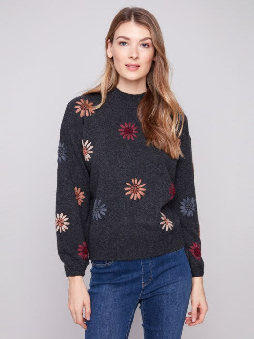 Pull à col montant avec broderie florale CHARLIE B