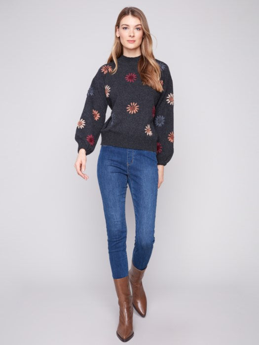 Pull à col montant avec broderie florale CHARLIE B