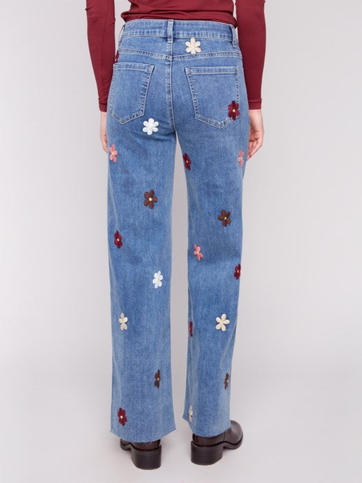 Jeans larges avec des patchs de fleurs CHARLIE B