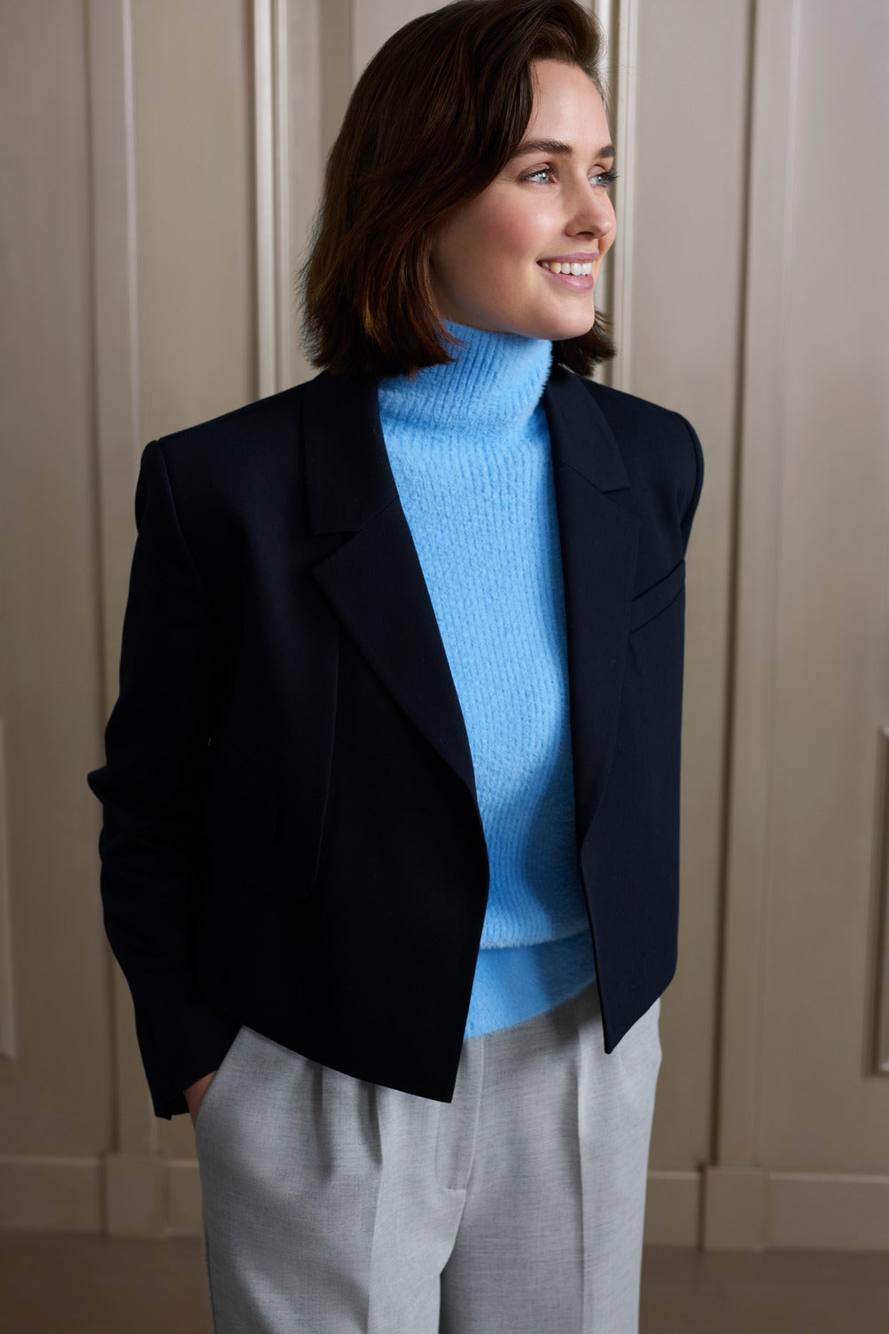 Woven Cropped Blazer YAYA