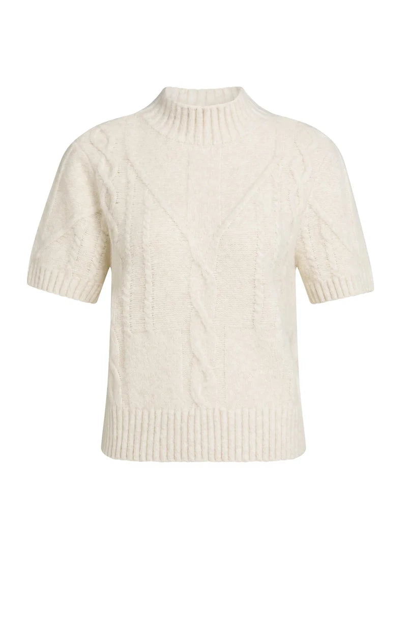 Pull en maille torsadée à manches courtes