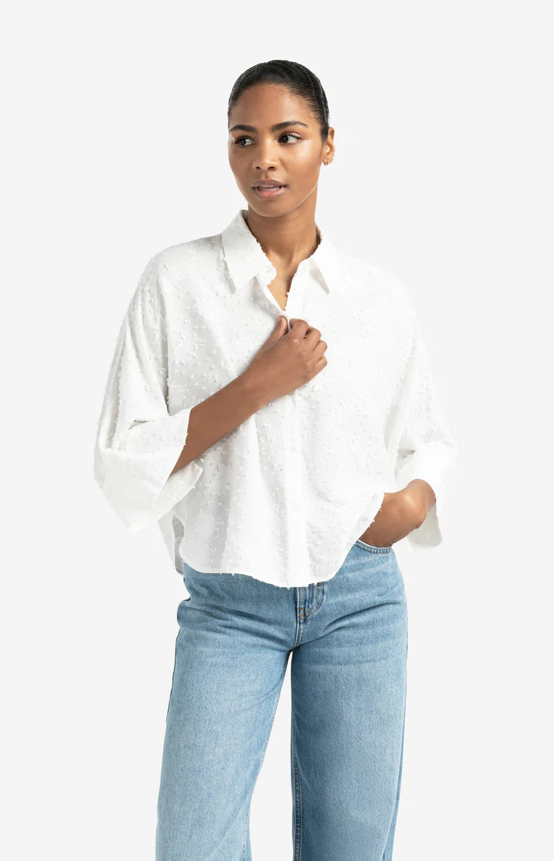 Chemise aérée courte avec détails de coutures YAYA
