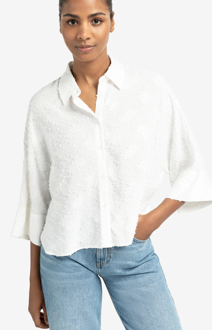 Chemise aérée courte avec détails de coutures YAYA