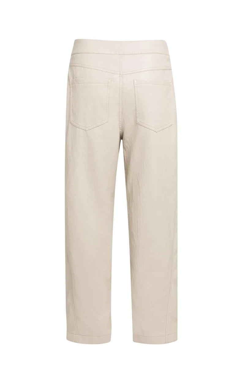 Pantalon coupe carotte en similicuir