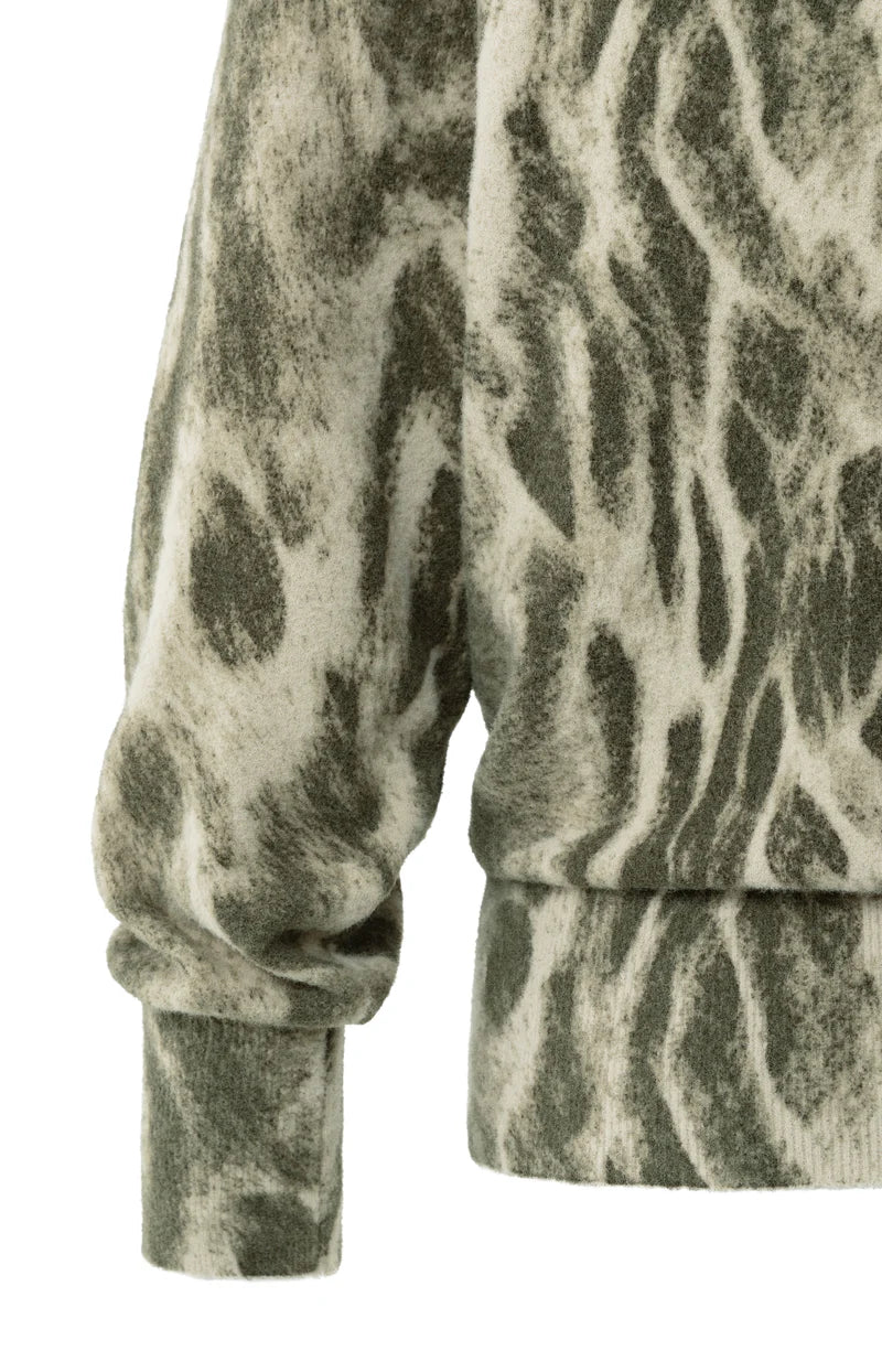 Pull doux à motif abstrait YAYA