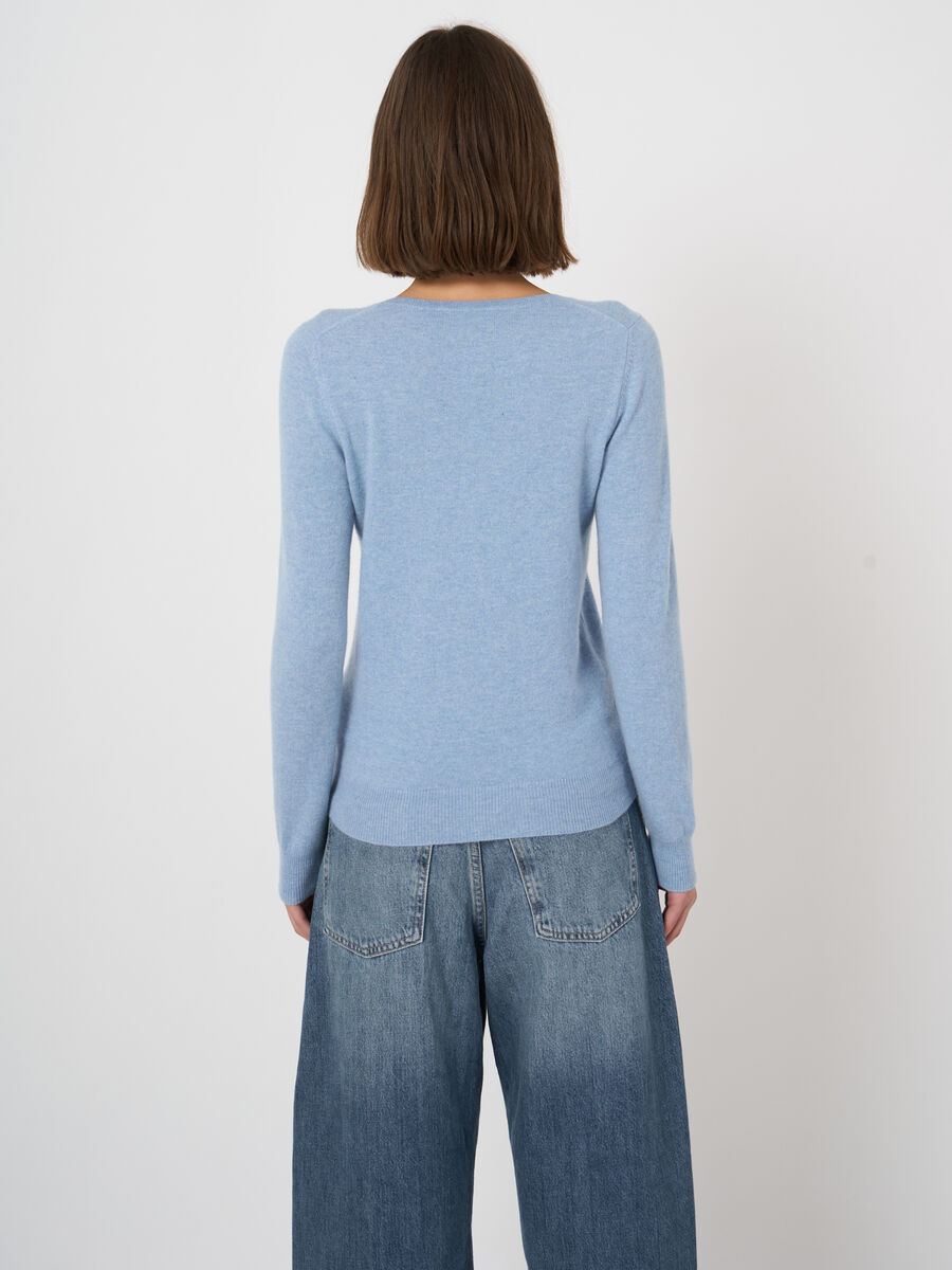 Pull col V en cachemire 100% essentiel