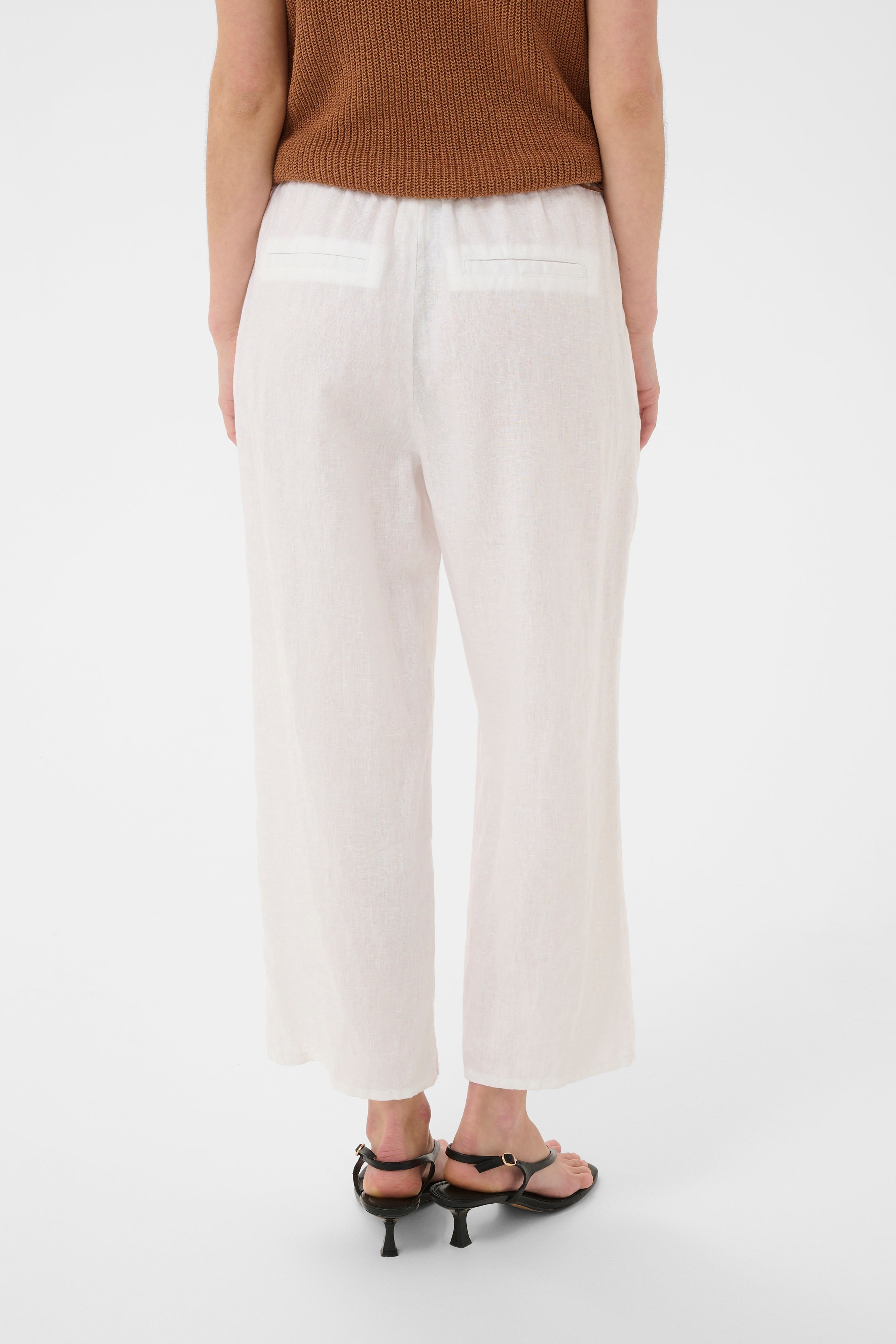 Pantalon 7/8 - Berita
