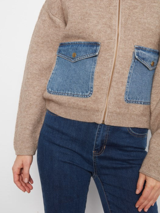 Veste pull en denim détaillé