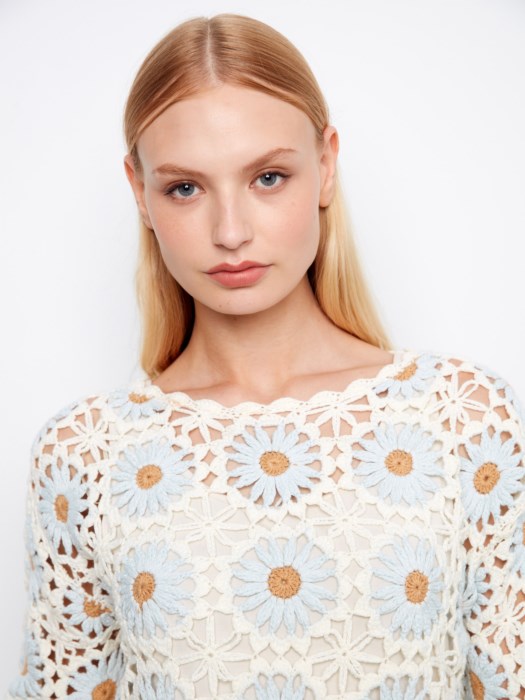 Pull fleuri au crochet CHARLIE B