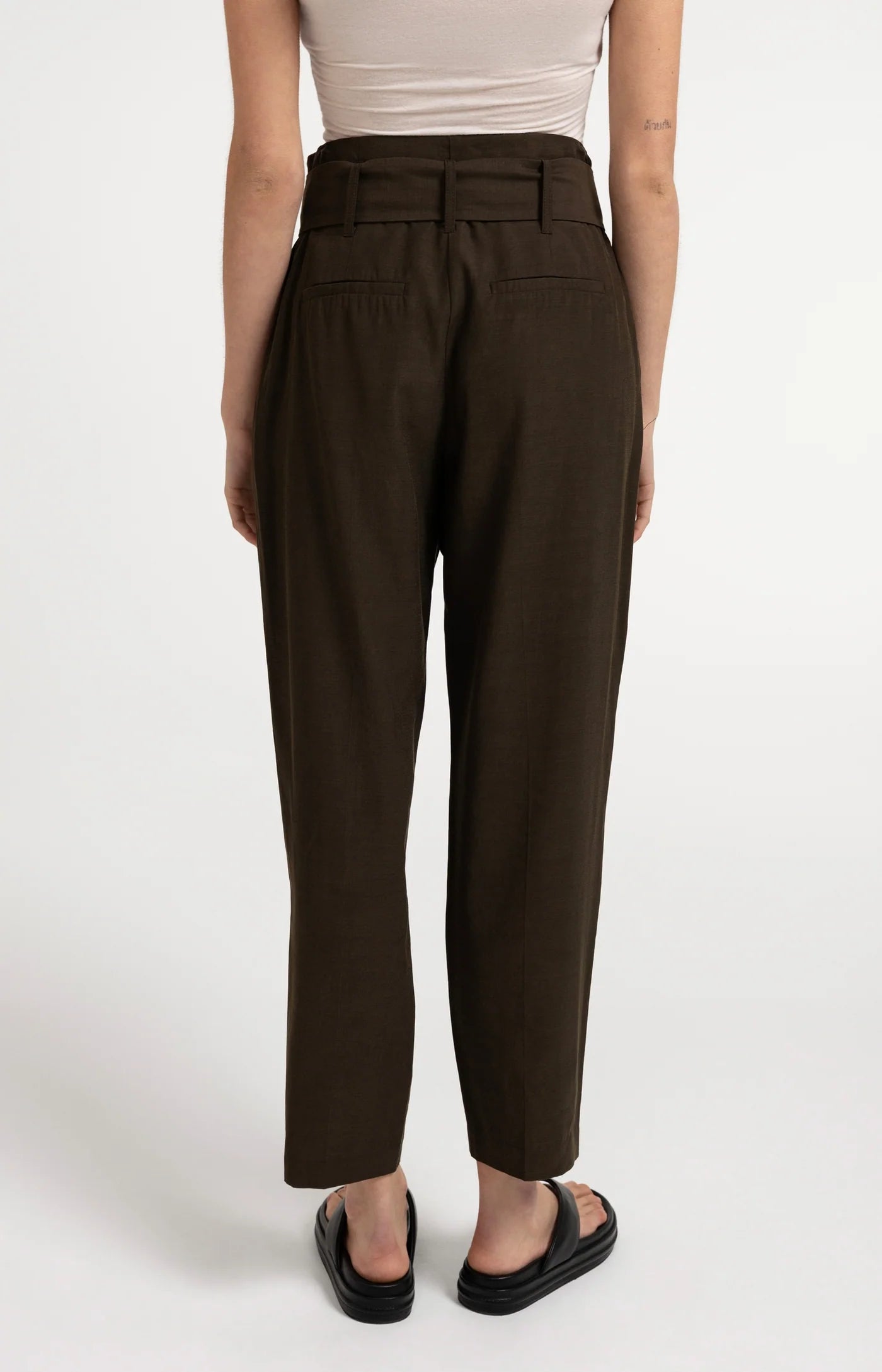 Pantalon taille haute avec foulard
