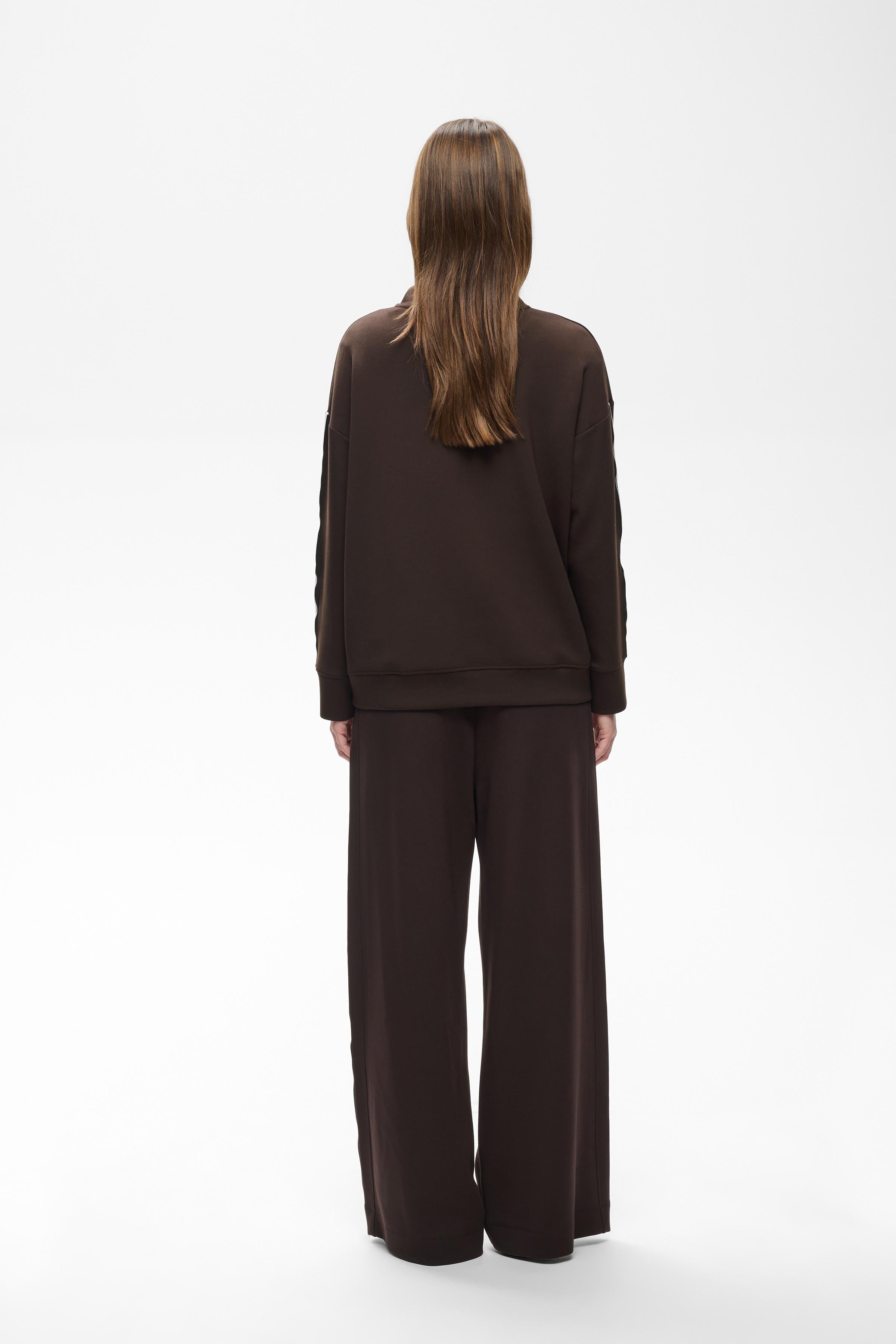 Sweat-shirt- Aggie Vincent