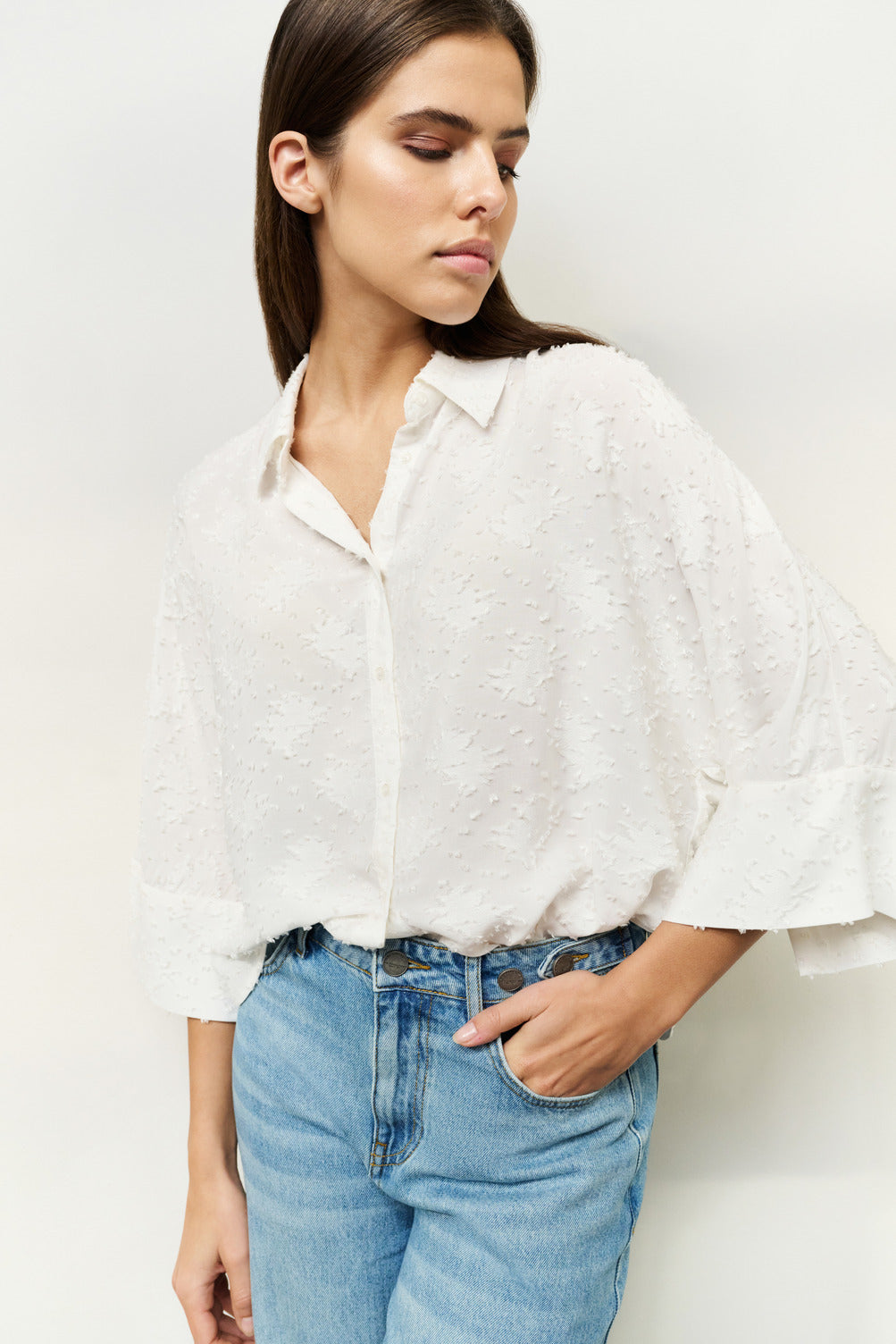 Chemise aérée courte avec détails de coutures YAYA
