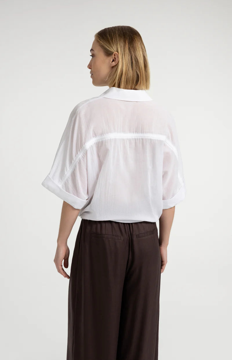 Blouse avec cordons