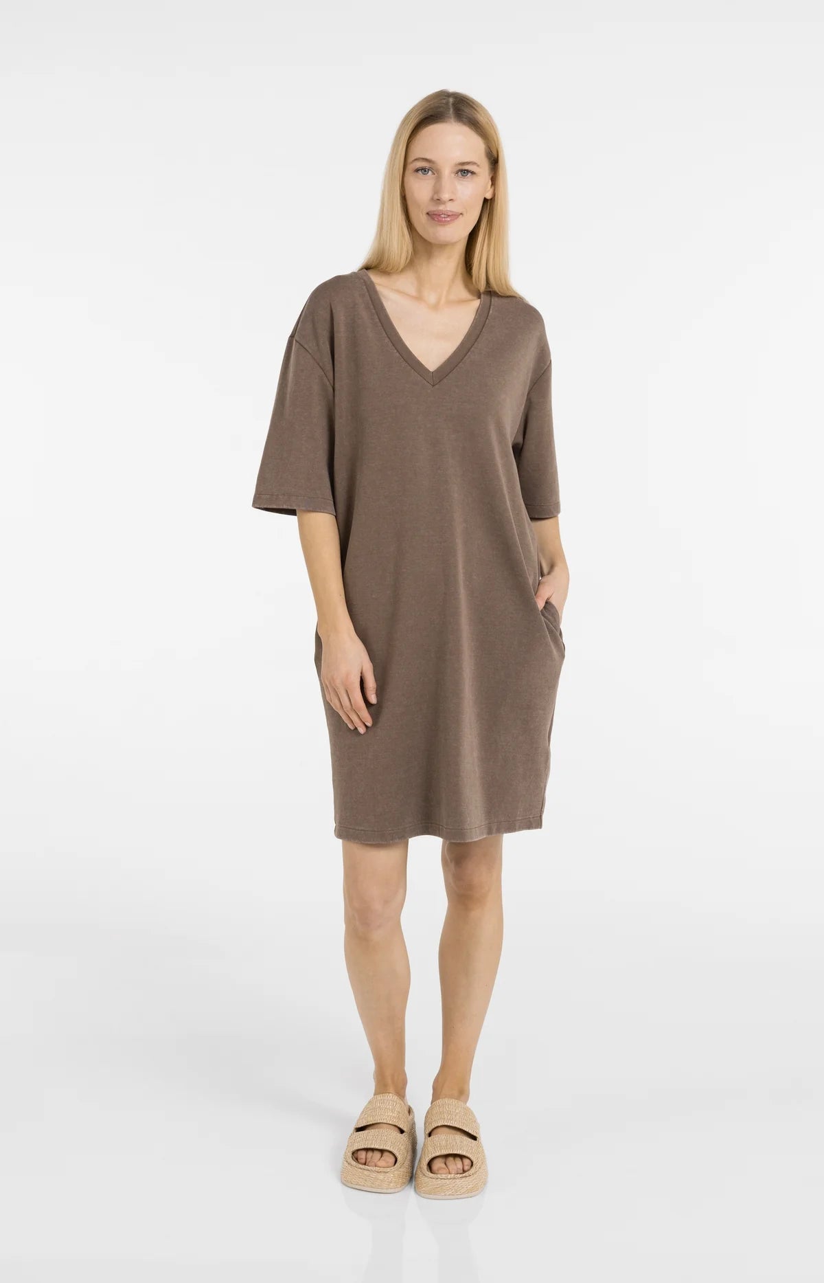 Robe jersey à col en V et ceinture à cravate