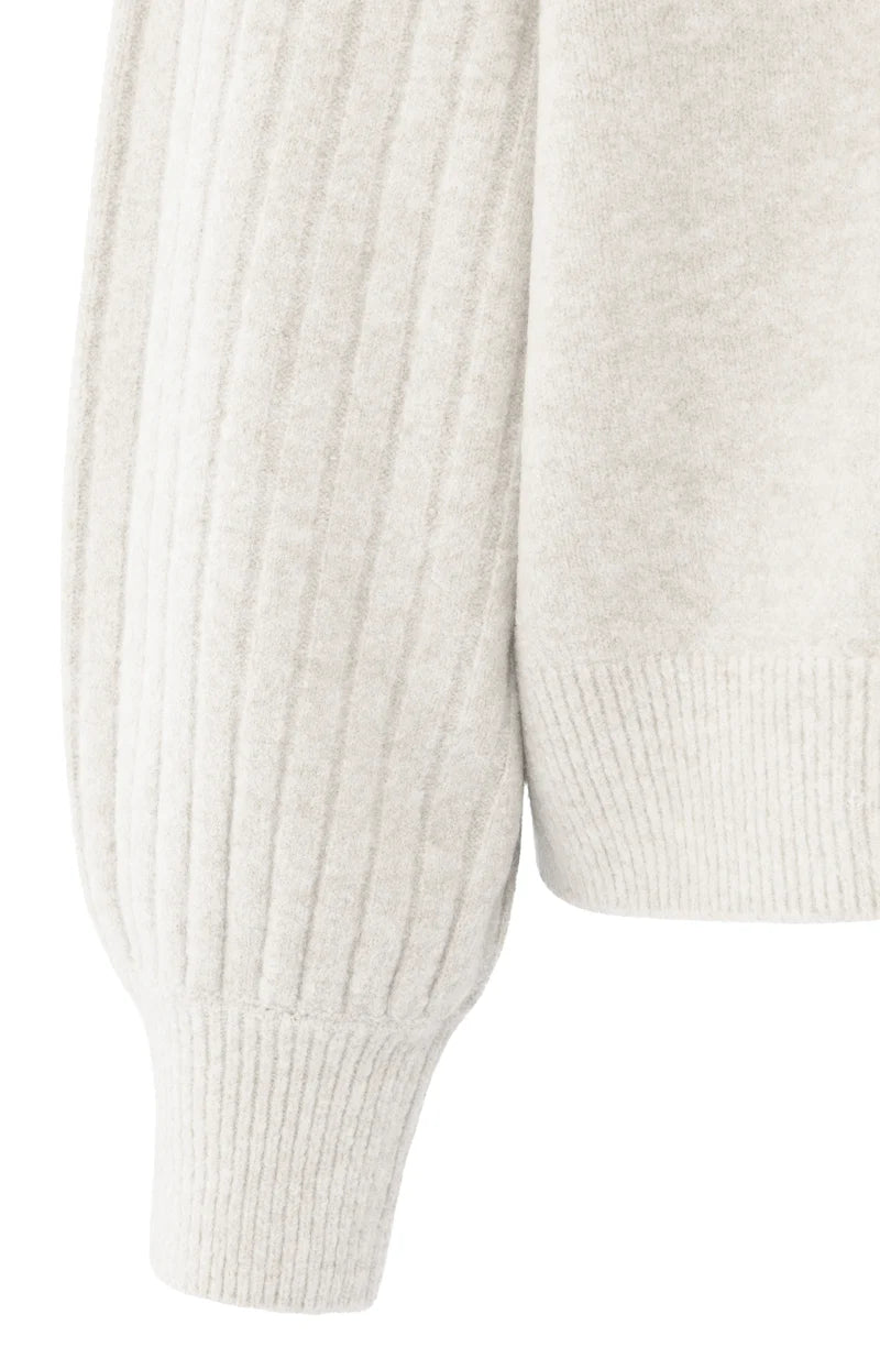 Pull en maille à manches côtelées et col rond YAYA