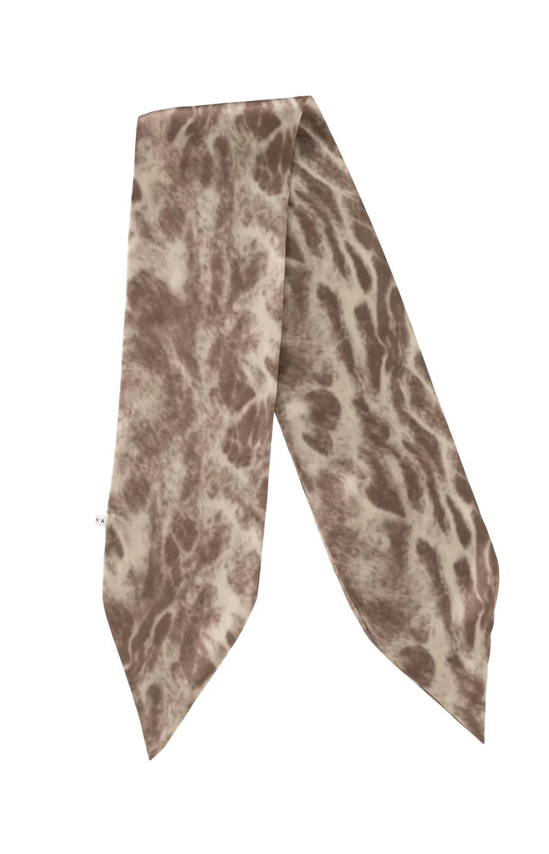 Foulard satiné avec imprimé abstrait animal YAYA